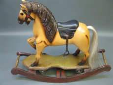 Holzpferd Schaukelpferd Karusellpferd Pferd 60 x 50 x 22 cm