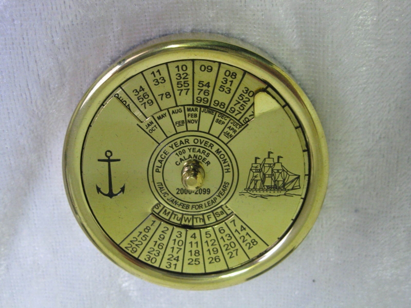 Hundertjähriger Kalender aus Messing  5 cm nautische Dekoration Segelschiff 