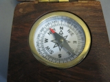Kompass in Holzschachtel Durchmesser 4cm