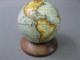 Holz Untersatz mit Globus Weltkugel 10cm